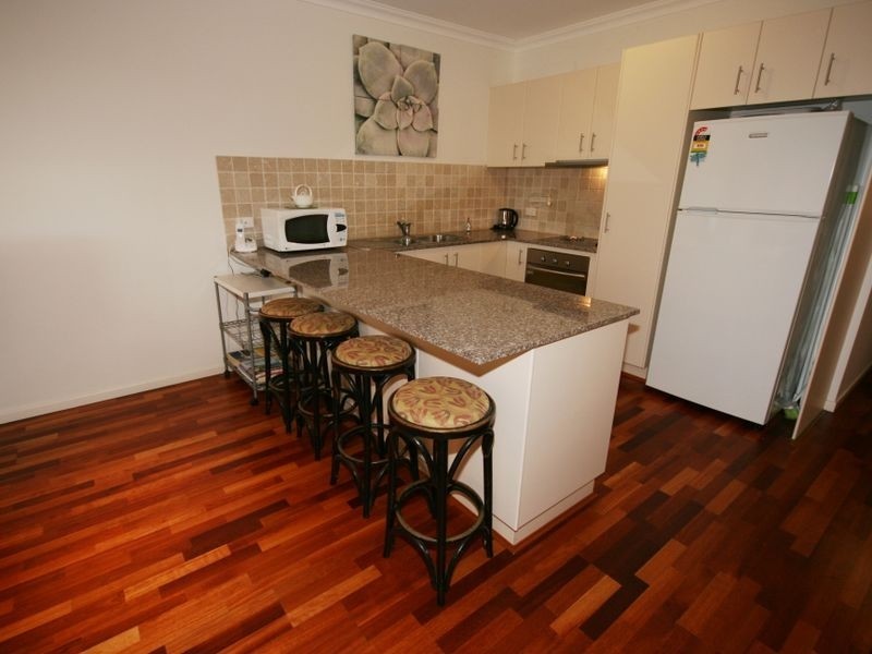 12/21 Shute Harbour Road, Cannonvale QLD 4802