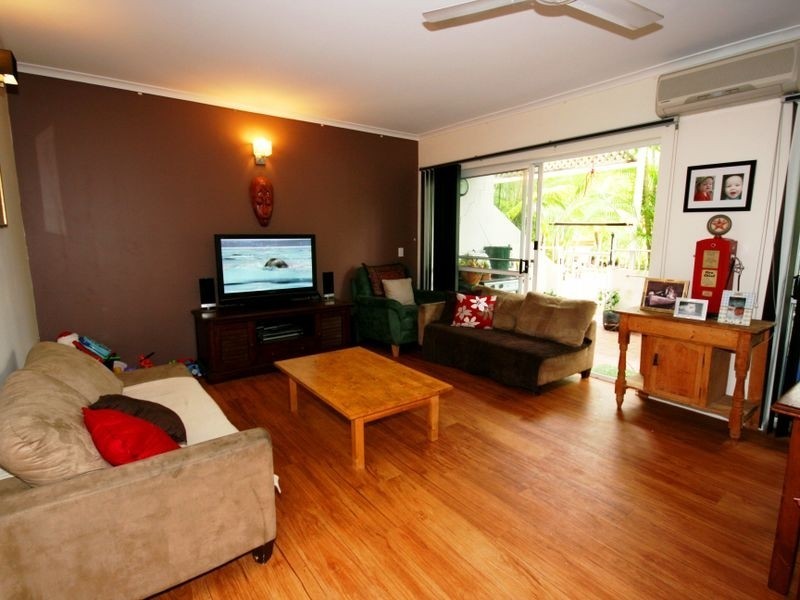 1/9 Erromango Drive, Jubilee Pocket QLD 4802