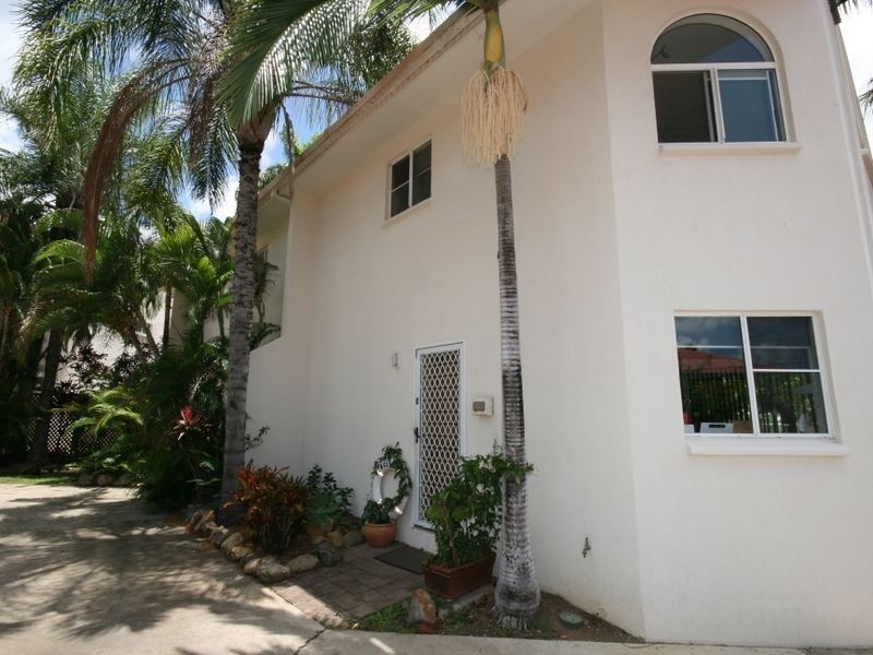 1/9 Erromango Drive, Jubilee Pocket QLD 4802