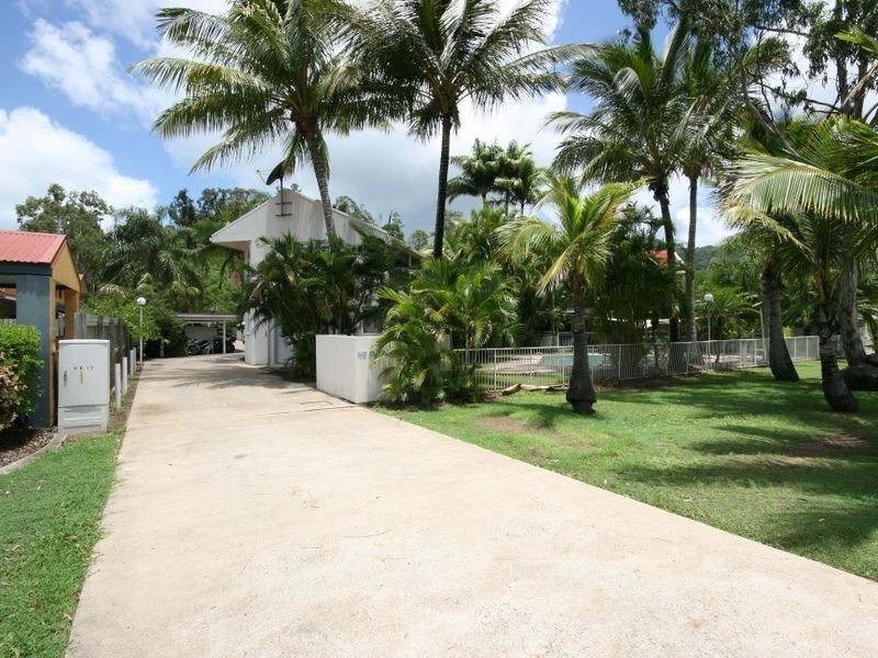 1/9 Erromango Drive, Jubilee Pocket QLD 4802