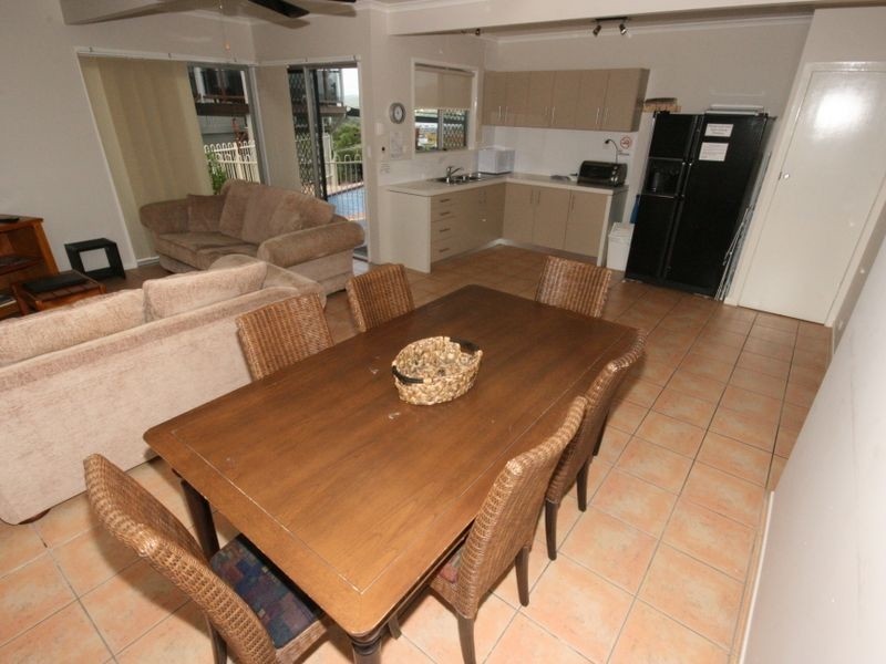 3/22-24 Airlie Crescent, Airlie Beach QLD 4802