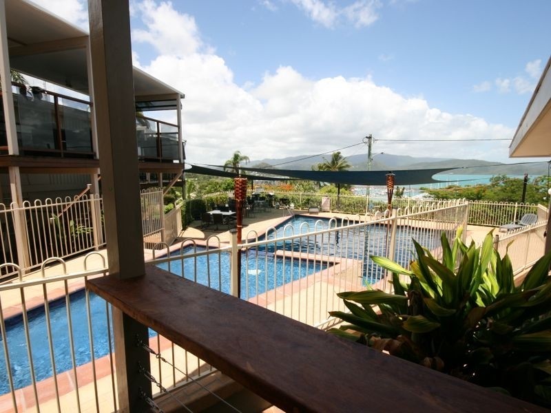 3/22-24 Airlie Crescent, Airlie Beach QLD 4802