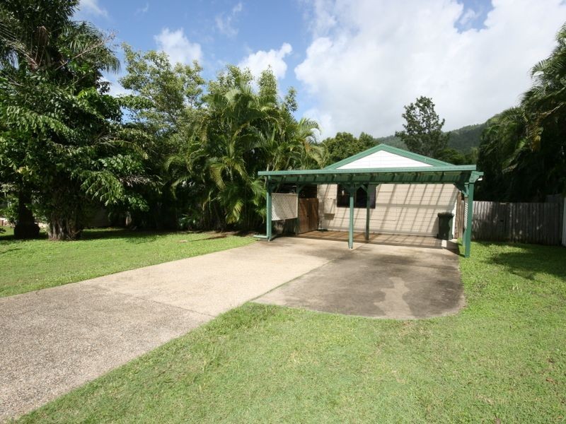 15 Grace Avenue, Cannonvale QLD 4802