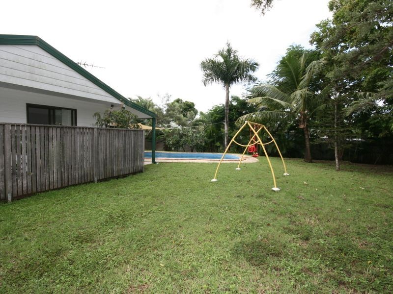 15 Grace Avenue, Cannonvale QLD 4802