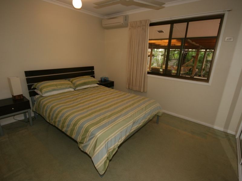 15 Grace Avenue, Cannonvale QLD 4802