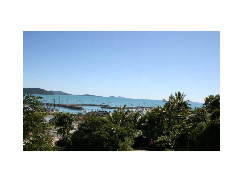 8 Airlie Crescent, Airlie Beach QLD 4802