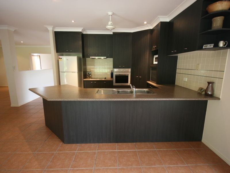 33 Sanctuary Avenue, Jubilee Pocket QLD 4802