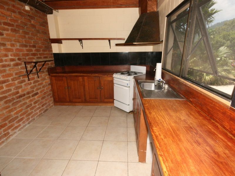 1 Aniwa Court, Jubilee Pocket QLD 4802