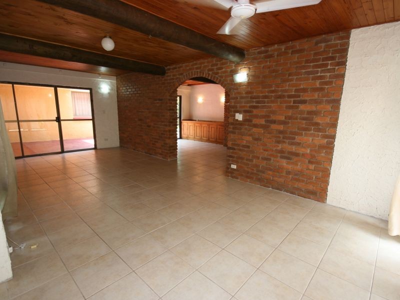 1 Aniwa Court, Jubilee Pocket QLD 4802