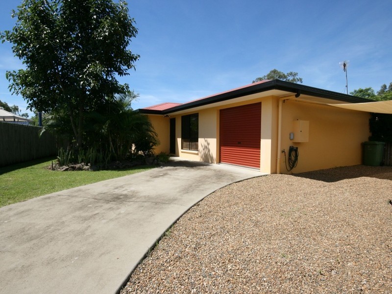 9 Shelley Close, Cannonvale QLD 4802