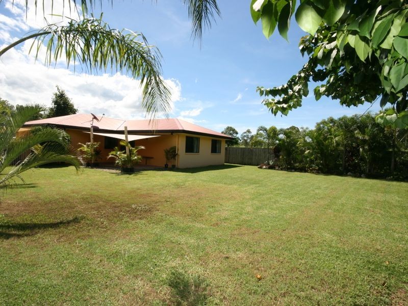 9 Shelley Close, Cannonvale QLD 4802