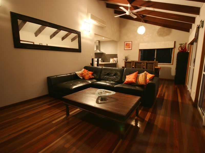 15 Barnes Place, Cannonvale QLD 4802