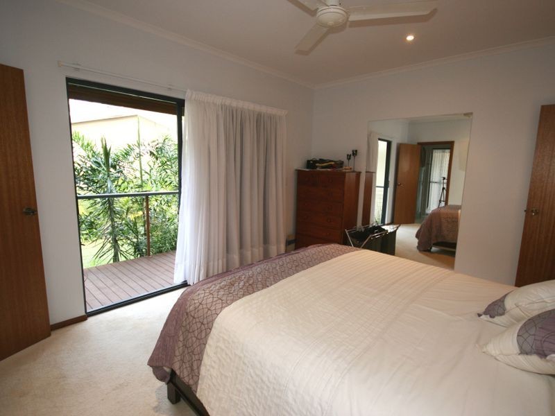 2/7 Border Drive, Cannonvale QLD 4802