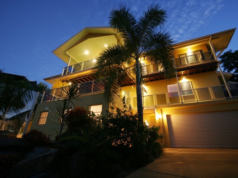 4 Airlie Crescent, Airlie Beach QLD 4802