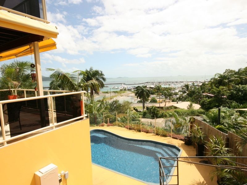 4 Airlie Crescent, Airlie Beach QLD 4802