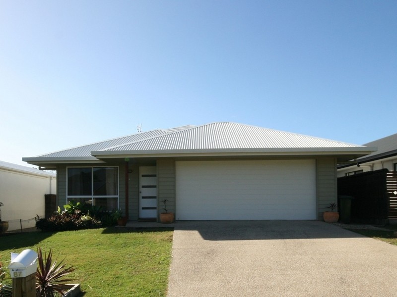 87 Abell Road, Cannonvale QLD 4802