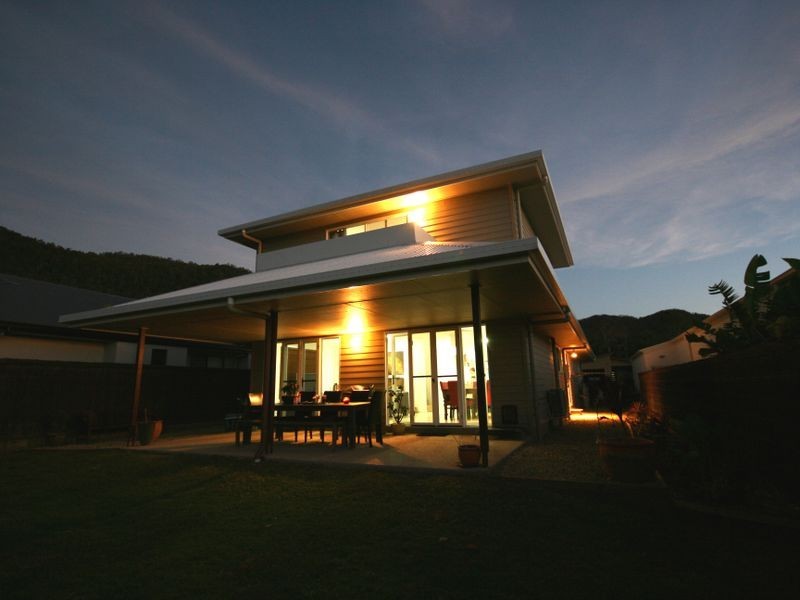 87 Abell Road, Cannonvale QLD 4802