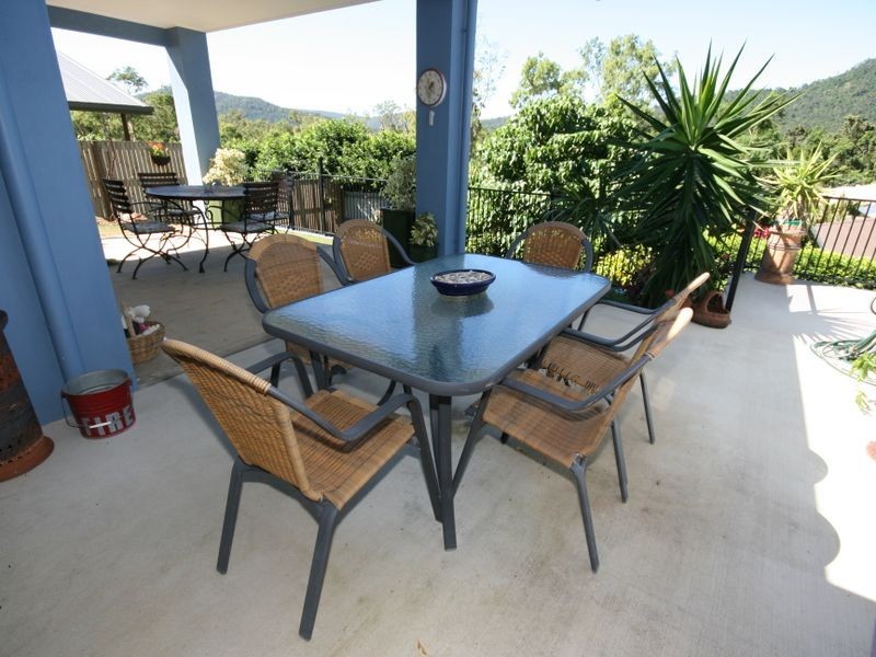 21 Armada Crescent, Jubilee Pocket QLD 4802