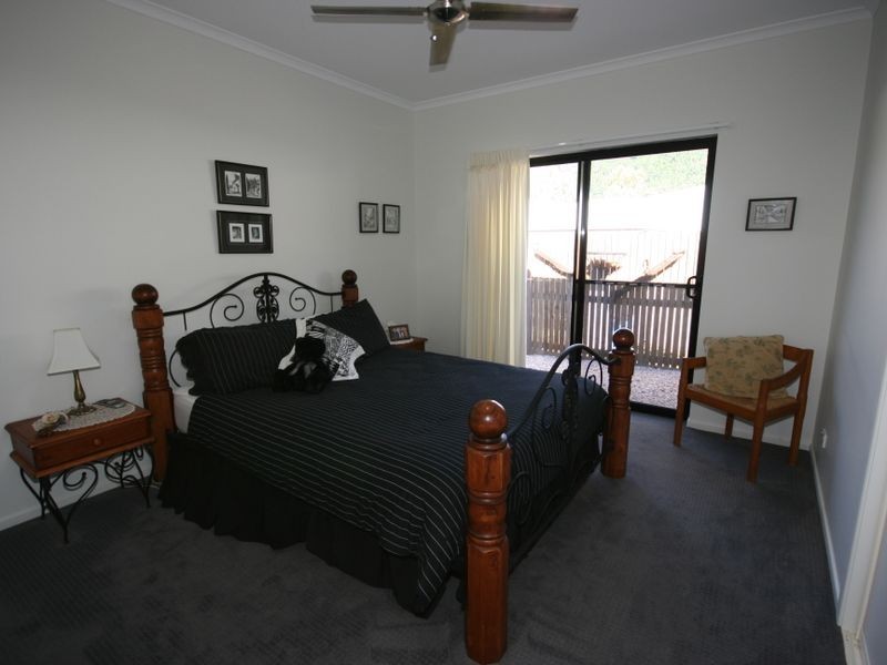 21 Armada Crescent, Jubilee Pocket QLD 4802