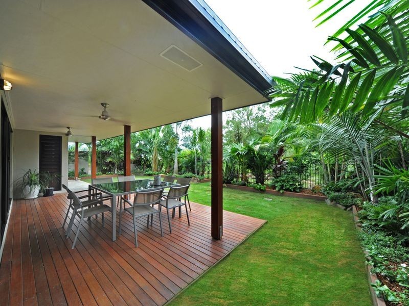 61 Abell Road, Cannonvale QLD 4802