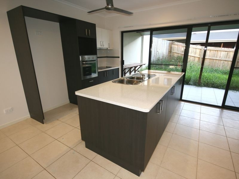 18/25 Abell Road, Cannonvale QLD 4802