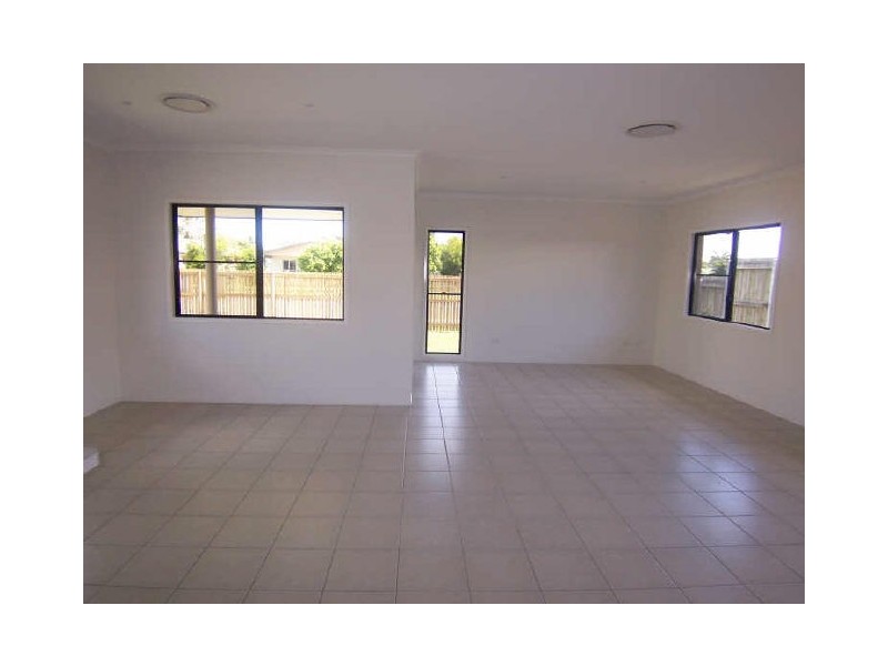 18 Gardenia Street, Proserpine QLD 4800