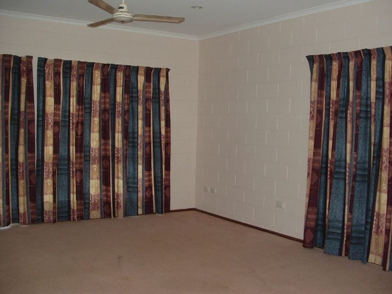4 Stormvogel Drive, Jubilee Pocket QLD 4802