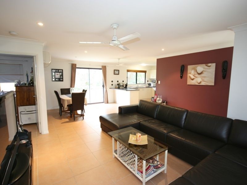 26 Banksia Court, Cannonvale QLD 4802