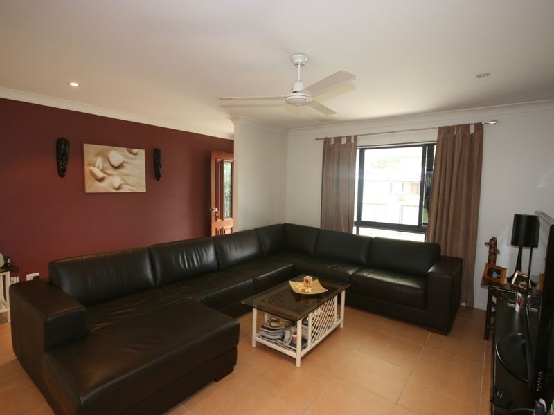 26 Banksia Court, Cannonvale QLD 4802