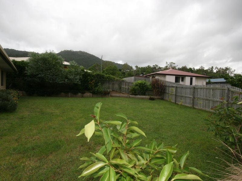 26 Banksia Court, Cannonvale QLD 4802