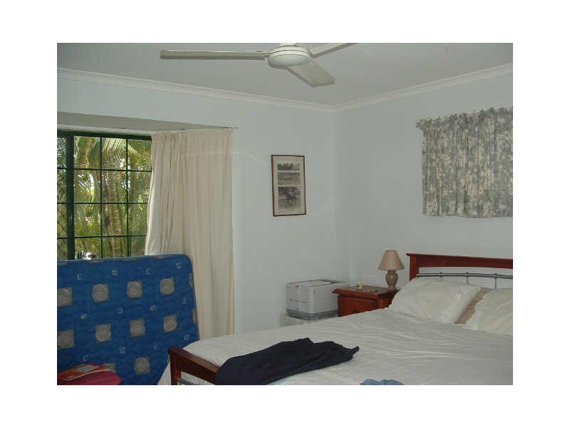 11 Teague Terrace, Cannonvale QLD 4802