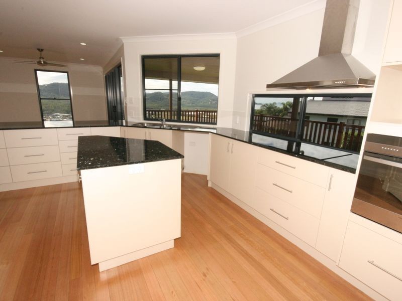 3/14 Hamilton Avenue, Cannonvale QLD 4802