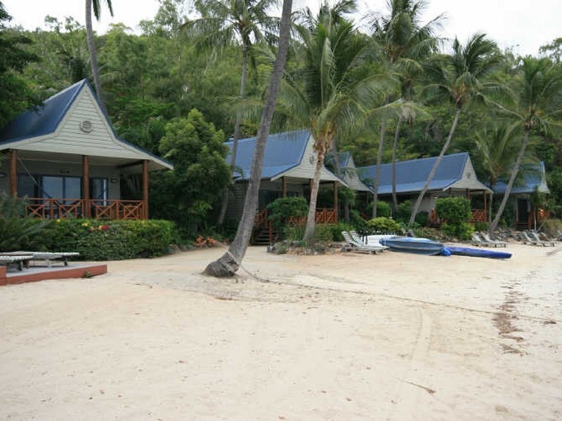 Unit 3 Peppers Palm Bay, Long Island QLD 4741