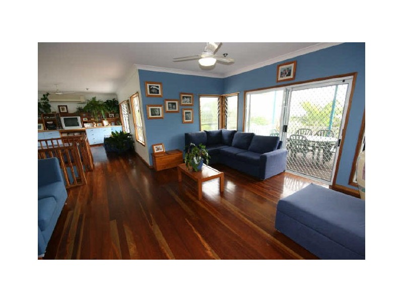 7 Gregory Court, Cannonvale QLD 4802
