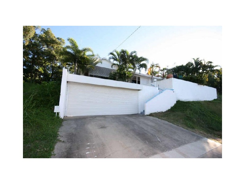 10 Passage Avenue, Shute Harbour QLD 4802