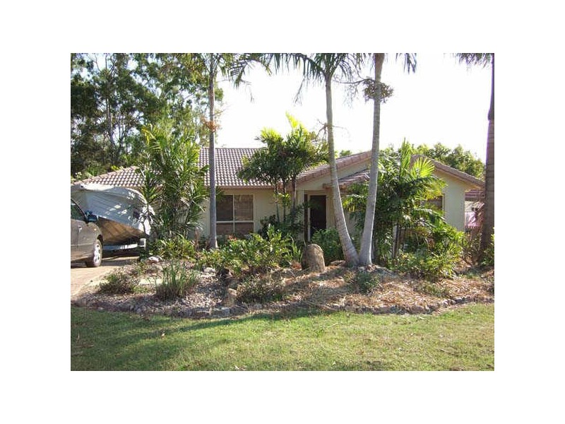34 Valley Drive, Cannonvale QLD 4802