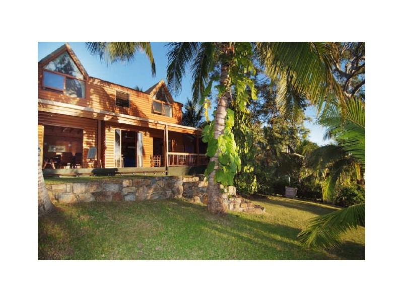 5 Adina Street, Cannonvale QLD 4802