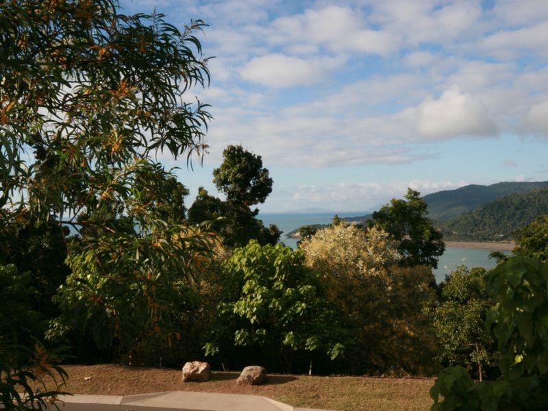 Lot 13 Satinwood Estate Horizons Way, Airlie Beach QLD 4802