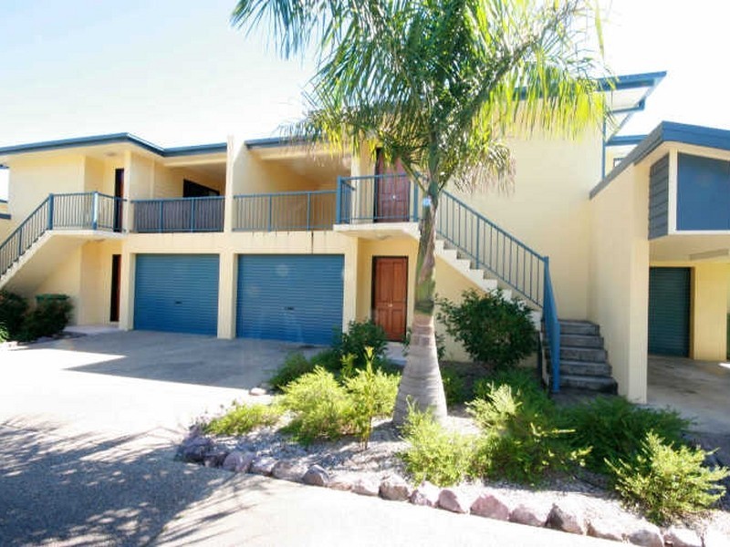 16/16 Beach Road, Cannonvale QLD 4802