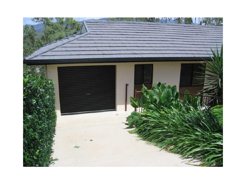 62 Country Road, Cannonvale QLD 4802