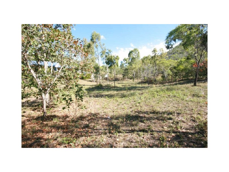 6 Roseric Crescent, Hideaway Bay QLD 4800