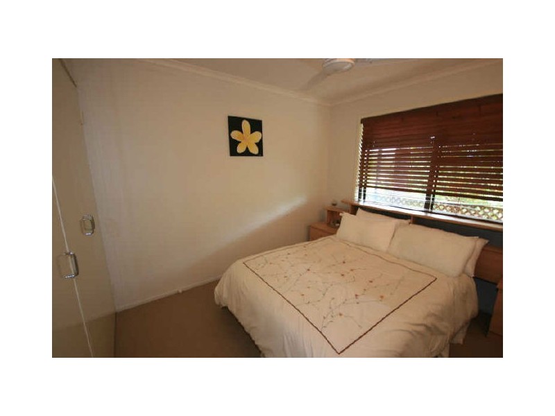 27 Manooka Drive, Cannonvale QLD 4802