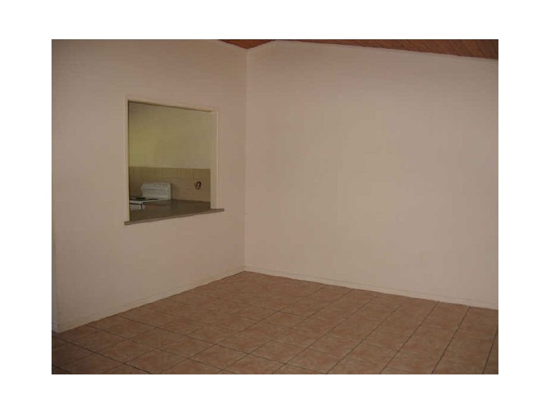 1 Grace Avenue, Cannonvale QLD 4802