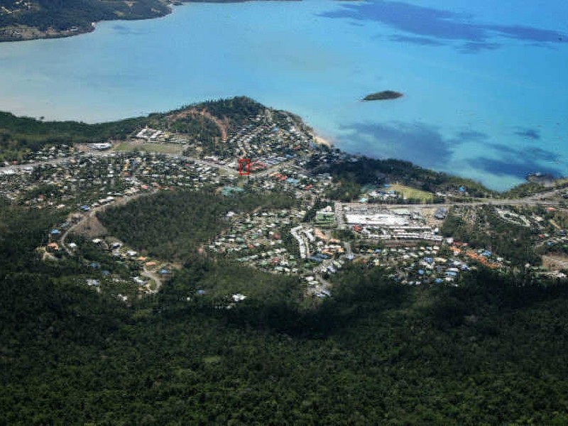 165 Shute Harbour Road, Cannonvale QLD 4802