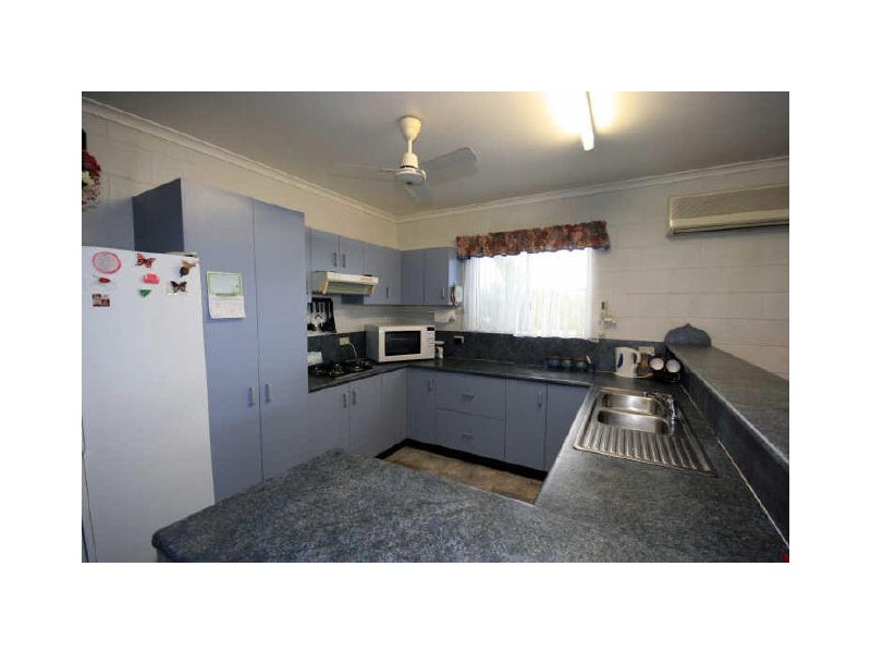 1 Carnation Street, Proserpine QLD 4800