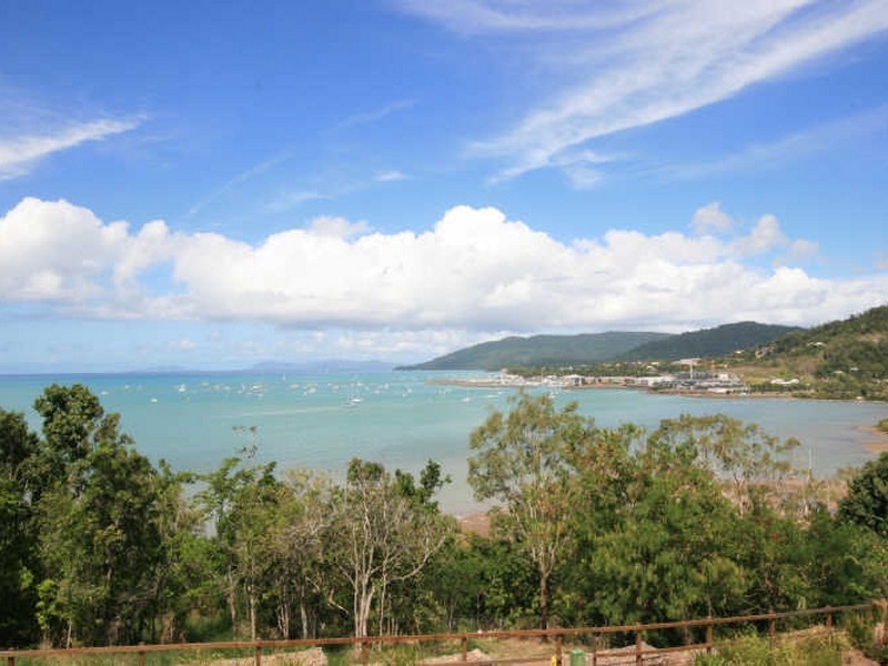 12/Shorelines Jessies Way, Cannonvale QLD 4802