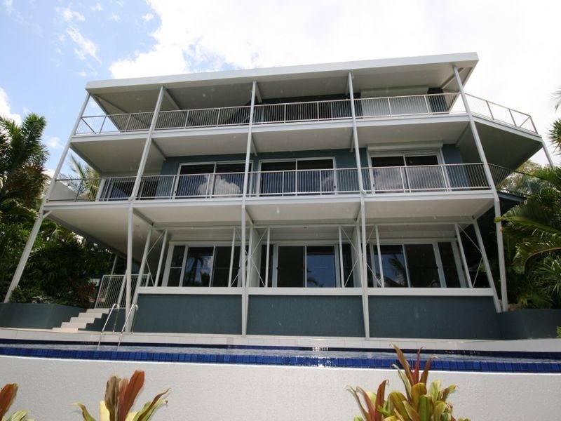 12 Bay Terrace, Shute Harbour QLD 4802