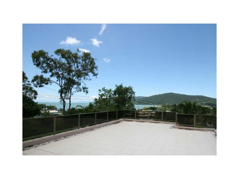 Unit 2 Elizabeth J, Airlie Beach QLD 4802