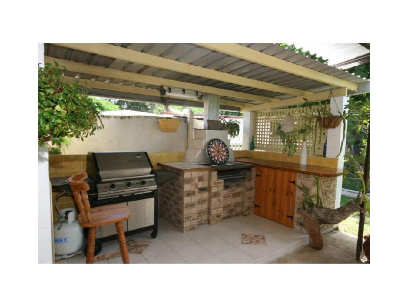 7 Pioneer Drive, Dingo Beach QLD 4800