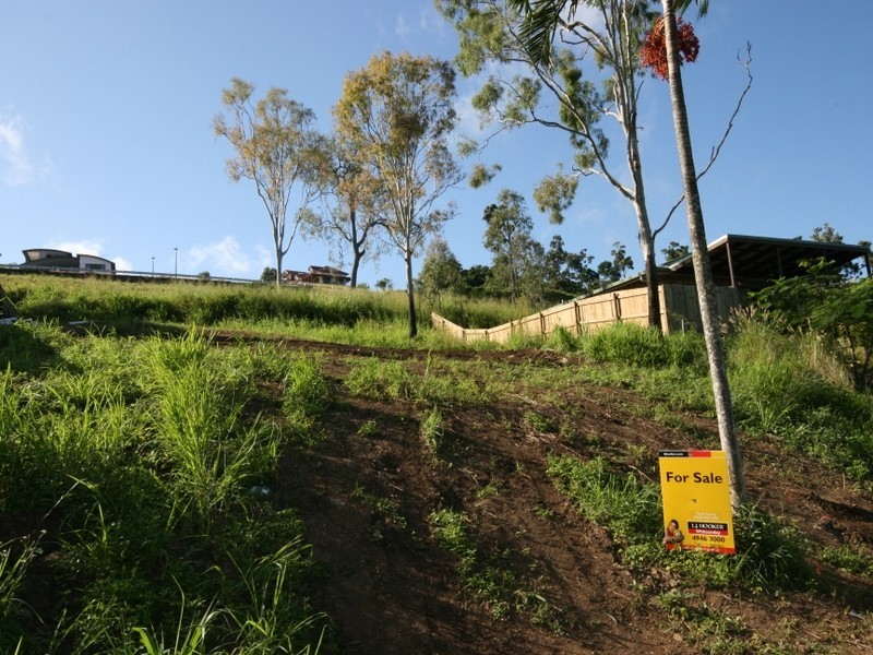 29 South Molle Boulevarde, Cannonvale QLD 4802